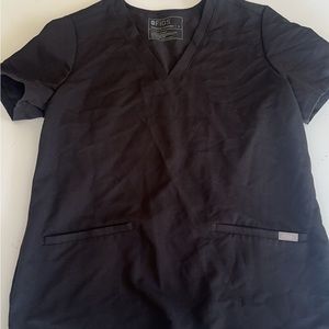Black figs size small scrubs